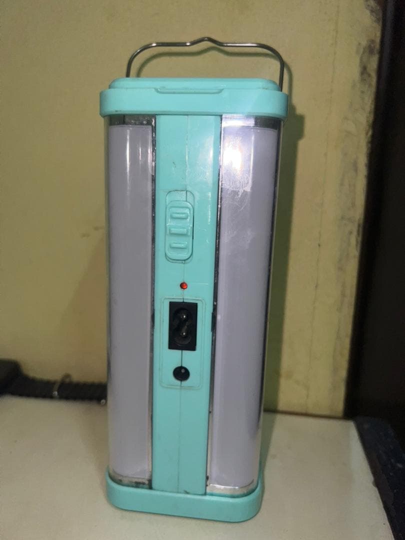 Lanterne rechargeable solaire turquoise