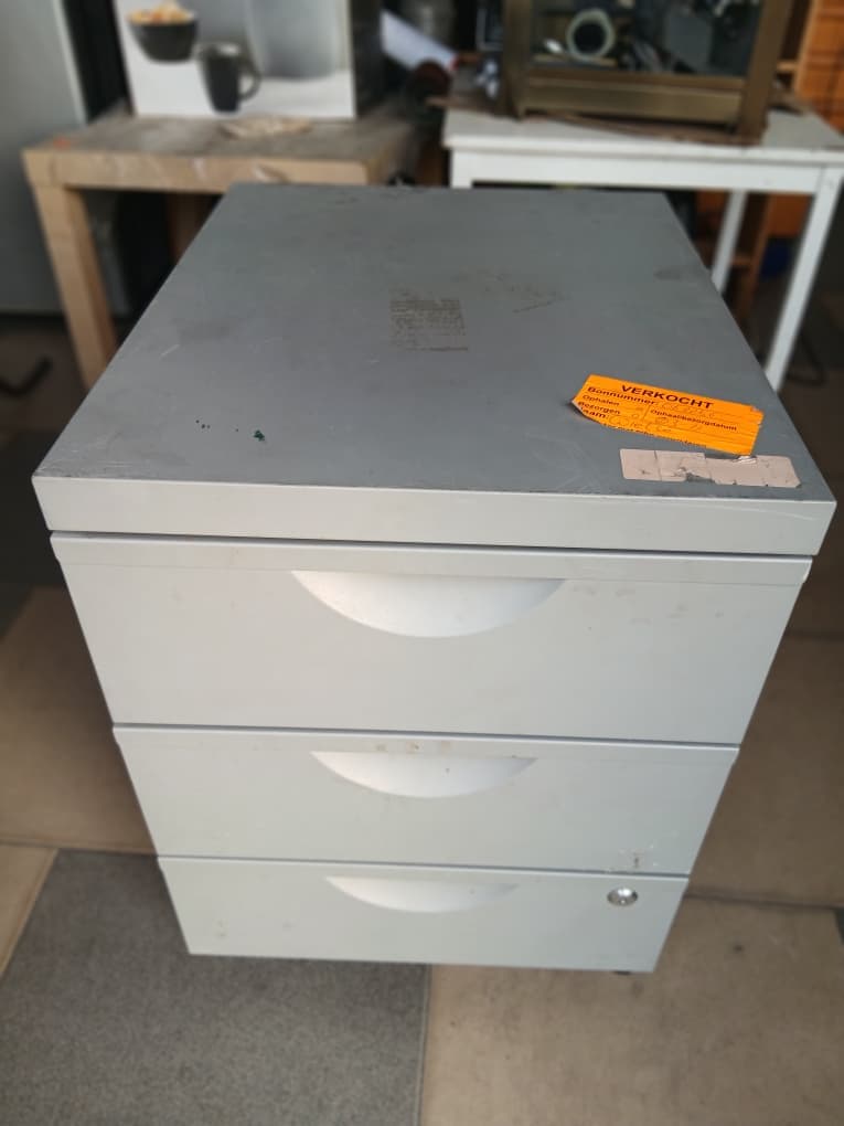 Armoire à 3 tiroirs